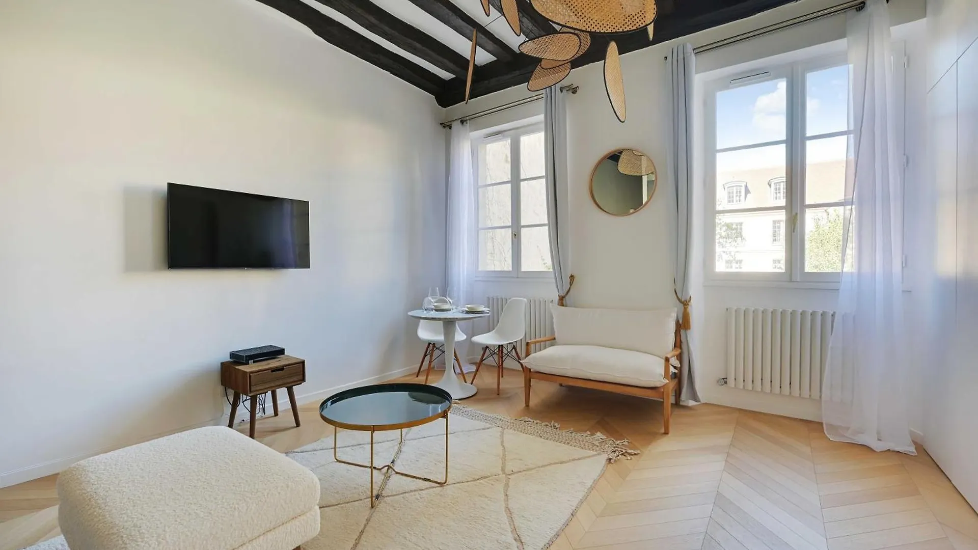 Apartment Authentic - 2p - De Paris